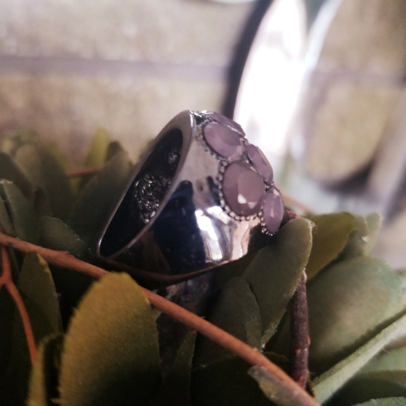 "Vintage look" Lavender Statement Ring - Picture 6 of 14